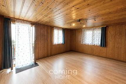 Sonnige 4.5 Zimmerwohnung mit Bergpanorama in Eischoll 1/5