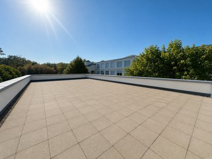Bureau en location à Birsfelden - 274 m² 1/5