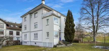 Grosszügige 5.5 Zimmer-Wohnung mit Balkon und Dachterrasse 1/5