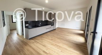 Moderno appartamento ristrutturato con 1 camera da letto e giardino - residenza primaria 1/5