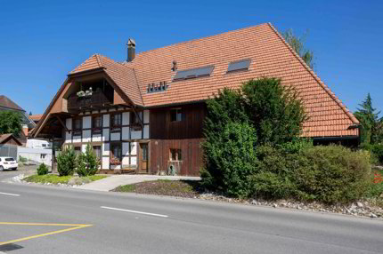 Bauernhaus mit fünf Mietwohnungen 1/5