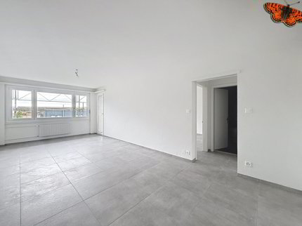 3½ ZIMMER – Mit Balkon 1/5