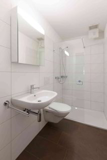 schöne und helle 4.5 Zimmer Wohnung 1/5