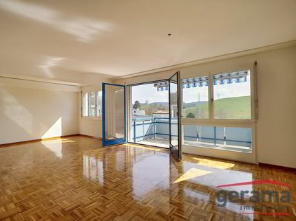 Schöne 4.5 Zimmerwohnung in Schmitten 1/5
