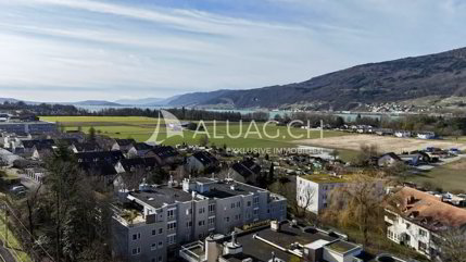 IHR FIRMENSITZ AN TOPLAGE 1/5
