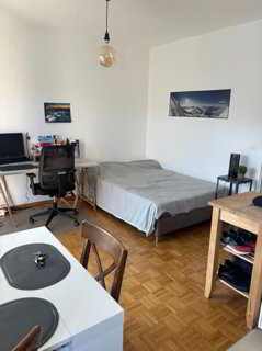 Charmant studio avec balcon au 4ème étage à Lausanne 1/5