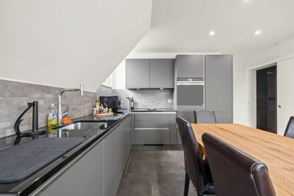 Attique de 4 pièces en vente à Allschwil - 91 m² 1/5