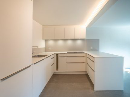 Moderne Wohnoase mit grosser Terrasse und eigenem Gartenanteil 1/5