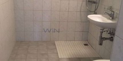 Lichtdurchflutete 4.5 Zi-Wohnung 1/5