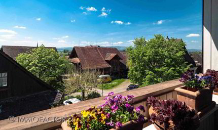 Gemütliches Zuhause mit Altbau-Charme, viel Platz & Sonnenbalkon ?? 1/5