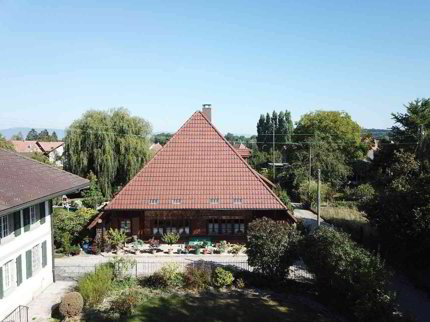 5.5-Zimmer-Bauernhaus mit grossem Ausbaupotenzial 1/5
