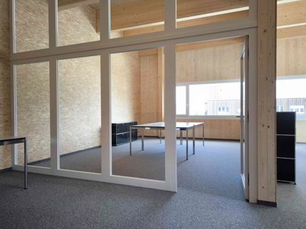 Helles, offenes Büro mit Raumgestaltungsmöglichkeiten 1/5