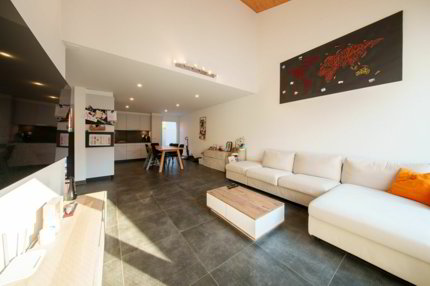Très belle maison mitoyenne en PPE moderne et confortable 1/5