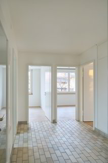 Helle 2.5 Zimmer-Wohnung an ruhiger Lage in Stadtnähe 1/5