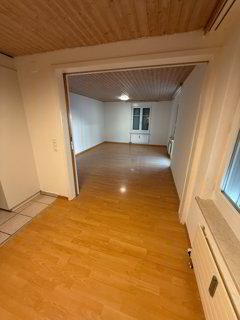Grosse 4.5 Zimmerwohnung 1/5