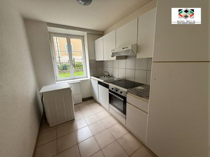 Grand appartement de 2.5 pièces à La Chaux-de-Fonds 1/3