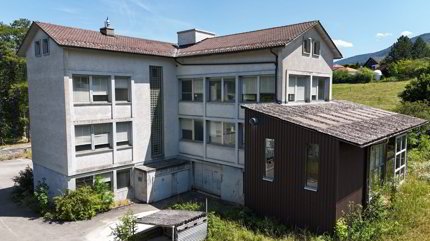 À vendre à Reconvilier immeuble artisanal de 1'045 m² à rénover 1/5