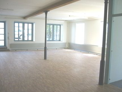 Büro mit Fabrikcharme 1/3