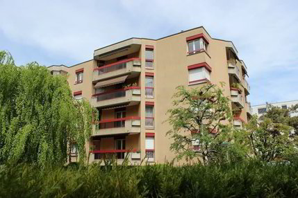 Proche des commerces et du M1 1/1