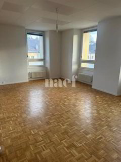 Appartement de 4.5 pièces en plein centre-ville 1/5
