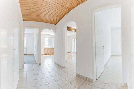 Helle 3.5-Zimmerwohnung mit Balkon und schöner Aussicht in Port 1/5