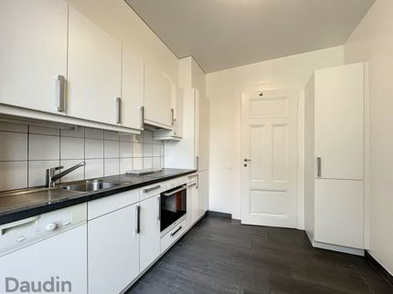 Appartement de 6 pièces dans le quartier Philosophes-Bastions 1/5