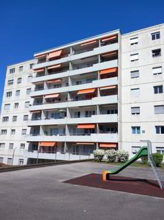 Appartement de 2 pièces au 4ème étage avec balcon 1/1
