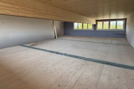 Bureaux à louer dans un bâtiment neuf à Saint-Barthélemy 1/3