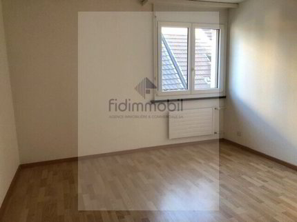 Appartement de 2.5 pièces en location à La Chaux-de-Fonds - Réf H80.0402 1/5