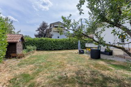 EINFAMILIENHAUS MIT BOXGARAGE UND AUTOABDECKUNG 1/5