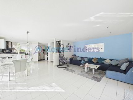 undefined 1/5