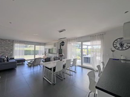 Villa individuelle et contemporaine de 5.5 pièces sans vis-à-vis 1/5