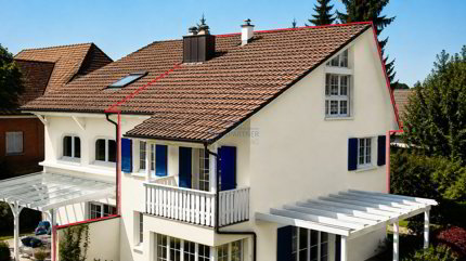Attraktives Doppeleinfamilienhaus mit idyllischem Garten in Bottmingen 1/5