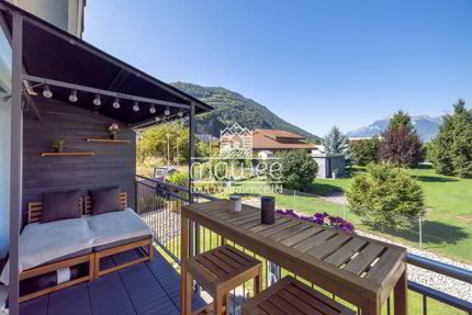 Villa individuelle avec 4 chambres et généreux sous-sol ! 1/5