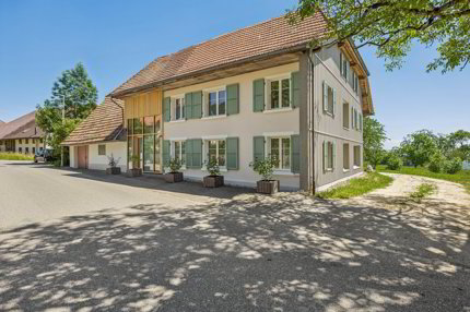 Bauernhaus mit Weitsicht und grosser Parzelle. 1/5