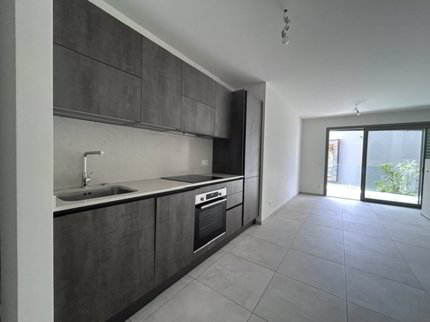 APPARTAMENTO 1.5 LOCALI CON GRANDE BALCONE 1/5