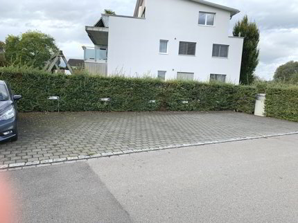 Aussenabstell- und Tiefgaragenplätze zu vermieten 1/3