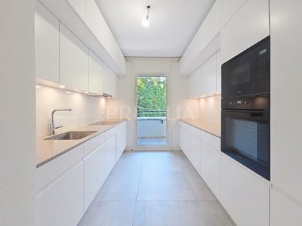 Beautiful attic of 121 m2 with terrace 1/5