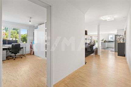Grosszügige 3½  4½-Zimmer Wohnung im Erdgeschoss mit Ausbaupotenzial 1/5