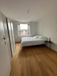 Moderne 3.5-Zimmerwohnung in charmanter Liegenschaft 1/5