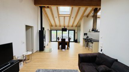 Exklusives Anwesen mit Villa, Nebenhaus, separater Wohneinheit, Praxis, Einstellhalle, Pool u. v. m. 1/5