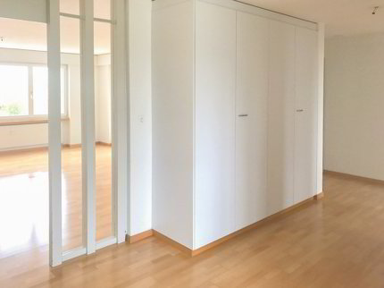 Schöne 4.5-Zi.-Wohnung an ruhiger Lage 1/5