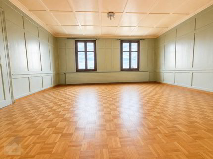 IM ZENTRUM VON ROMANSHORN PAUSCHAL MIT PARKPLATZ ALTBAUWOHNUNG 1/1