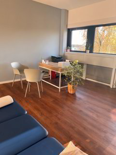 83 m2 aménagés sur mesure - Espaces dédiés aux professionnels du bien-être et de la santé pour seulement CHF 233 par m2 /an 1/5