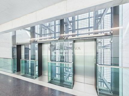 Bureau en location à Zürich - 417 m² 1/5