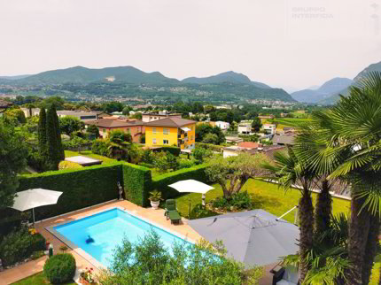 Villa de 11 pièces en vente à Via Malpensata 15 - 378 m² 1/5
