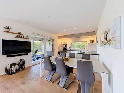 Villa familiale avec espace professionnel indépendant dans un cadre... 1/5