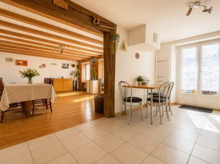Charmante maison jumelée de 6,5 pièces avec vue sur les montagnes 1/5