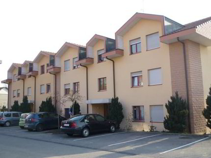 Appartement de 4,5 pièces au 1er étage 1/1