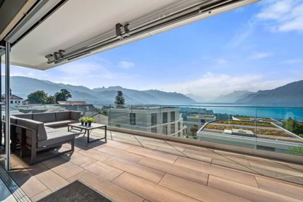 Duplex-attique d'exception avec vue panoramique sur le Léman 1/5